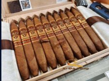 Oliva V Melanio Figurado 10 điếu